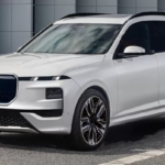 2027 BMW X7