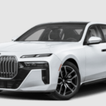 2027 BMW M7