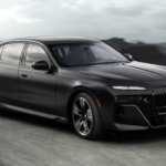 2028 BMW M7