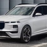 2027 BMW X7