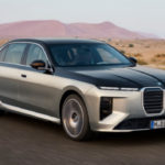 2027 BMW M7