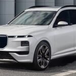 2028 BMW X7